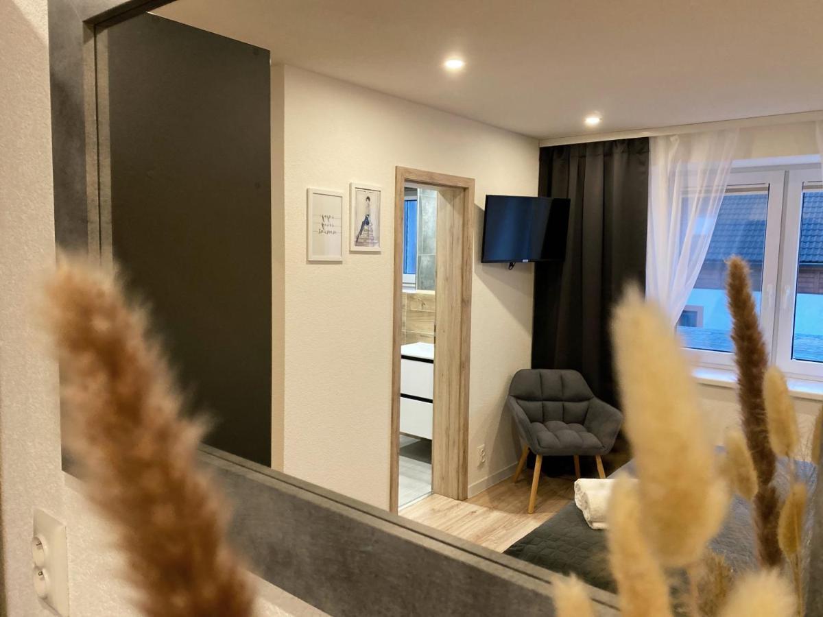 Vila Lemar Wellness & Spa Huncovce エクステリア 写真