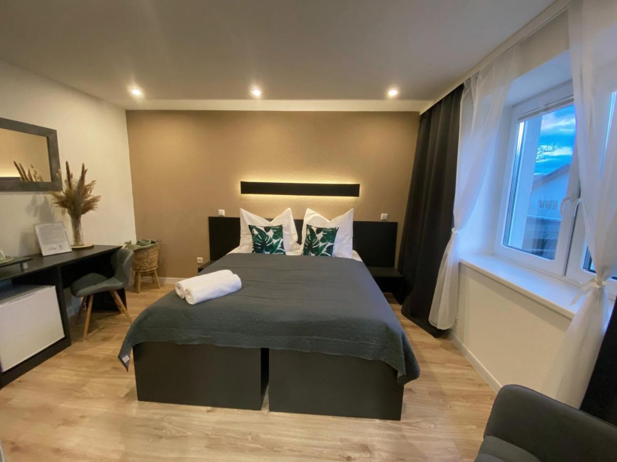 Vila Lemar Wellness & Spa Huncovce エクステリア 写真