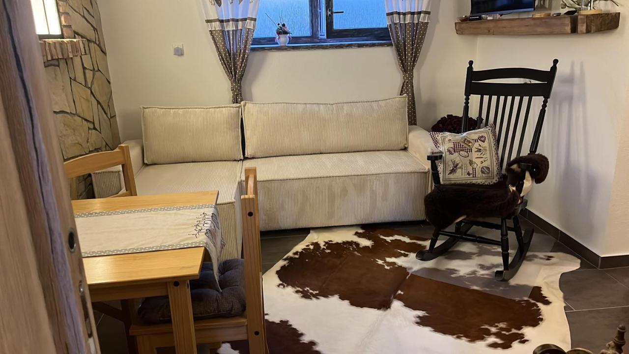 Vila Lemar Wellness & Spa Huncovce エクステリア 写真