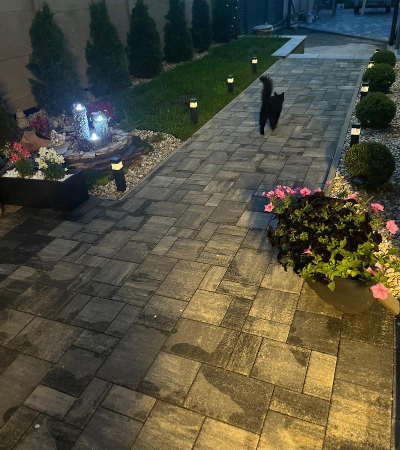 Vila Lemar Wellness & Spa Huncovce エクステリア 写真