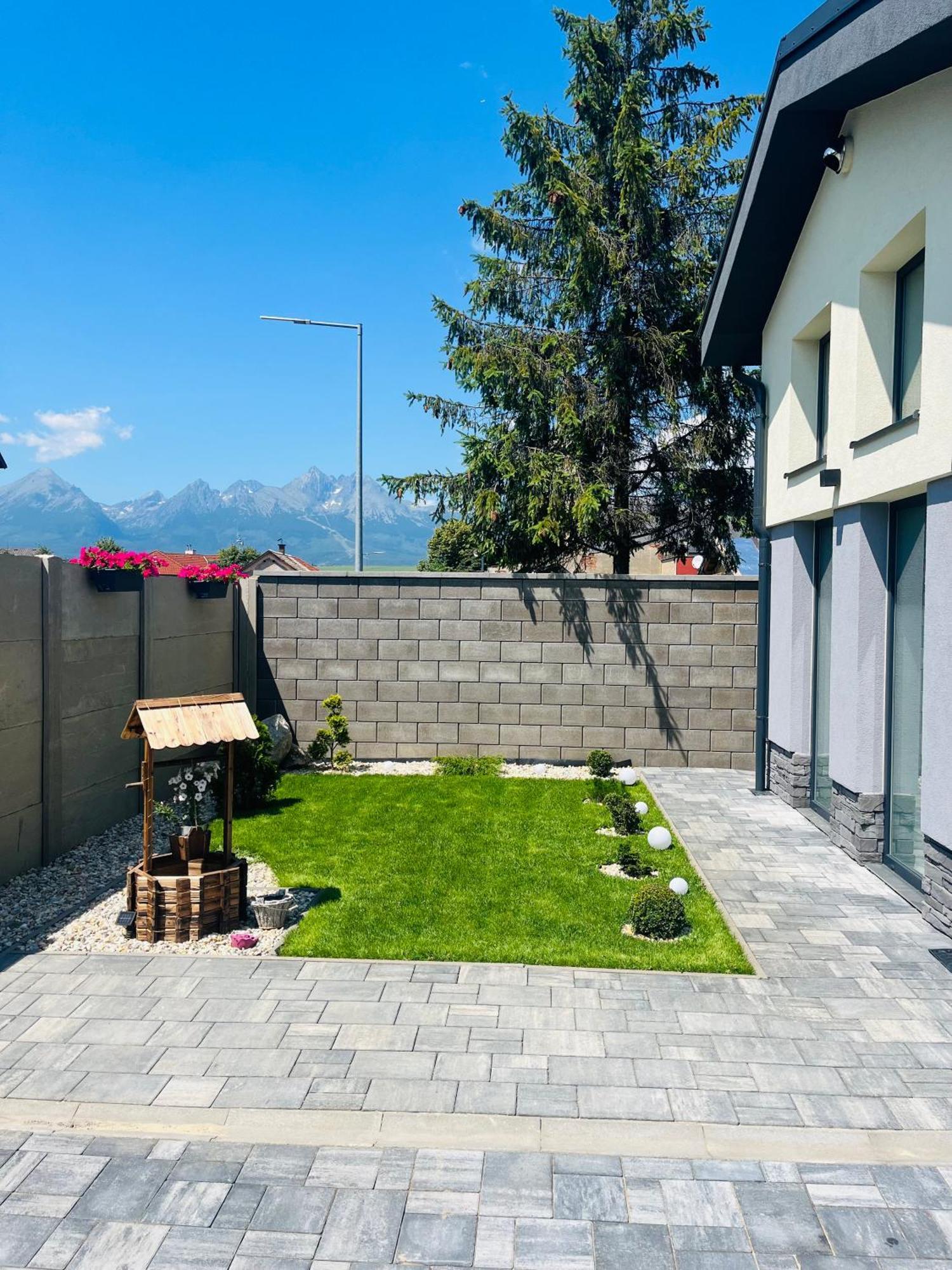 Vila Lemar Wellness & Spa Huncovce エクステリア 写真